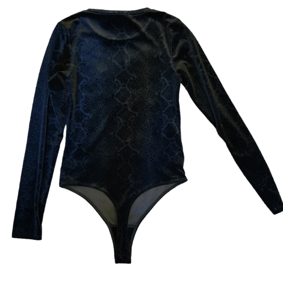 Good American the Wilder One Snakeskin Bodysuit Sz 2 black - Picture 10 of 14